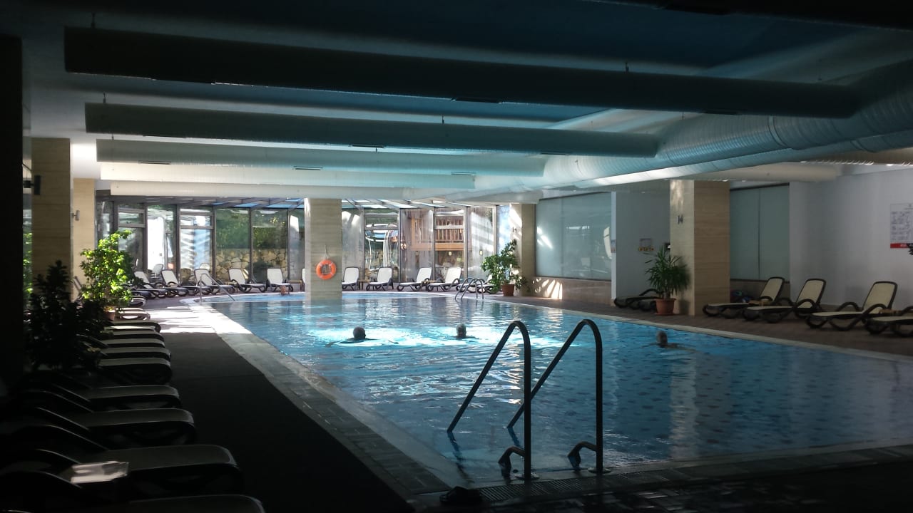 Pool Commodore Elite Suites & Spa - Adults only