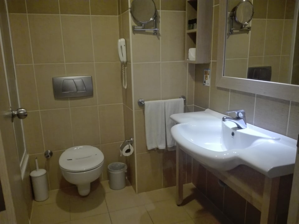 Zimmer Side Breeze Hotel