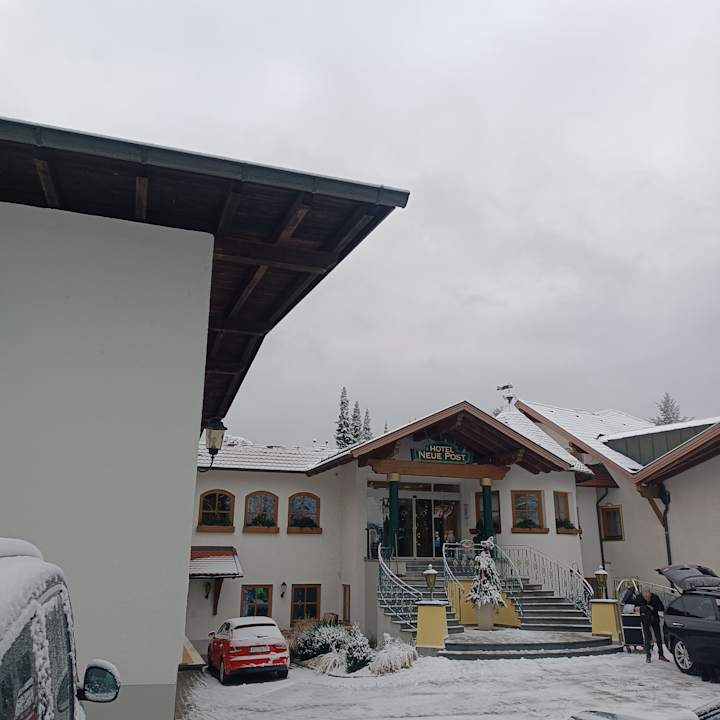 Außenansicht Hotel Neue Post