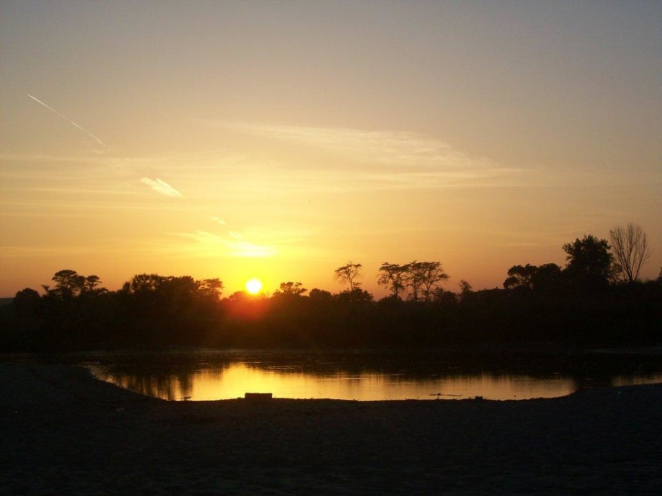 Sonnenuntergang an der Flussmündung Hotel Cazablanka / Casablanca
