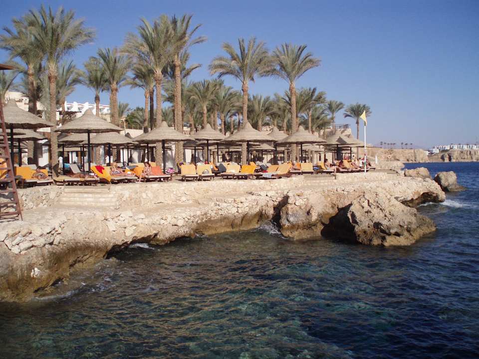 Strand vom Steg aus gesehen The Grand Hotel Sharm El Sheikh