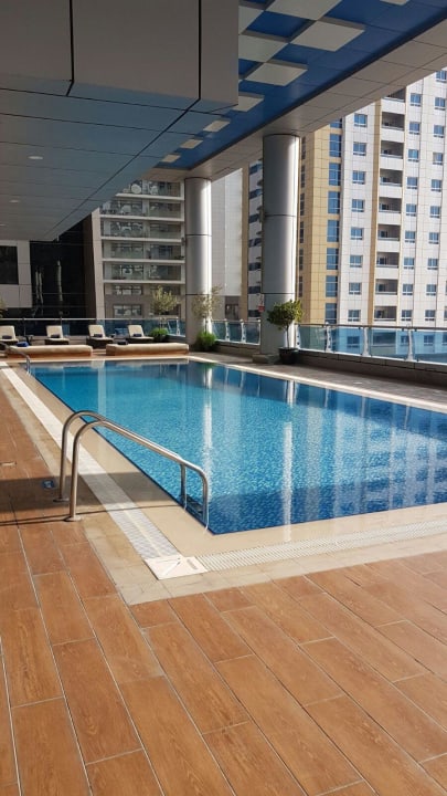 Pool Ramada by Wyndham Dubai Barsha Heights
