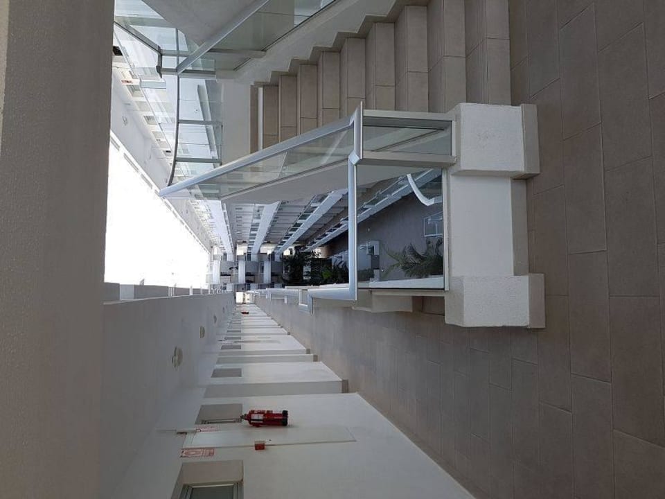 Flurbereiche mit Zugang zu den Zimmern LABRANDA Marieta - Adults only