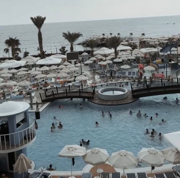 Pool Granada Luxury Okurcalar