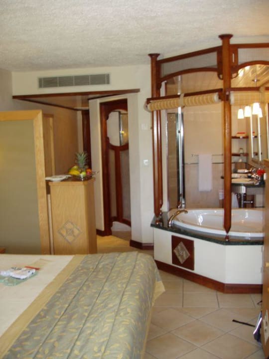 Superior Room LUX* Grand Gaube Resort & Villas
