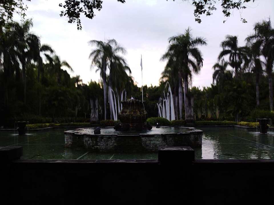 Eingang Paradisus by Melia Bali