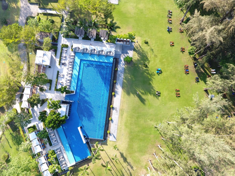 By Phantom 4 Dusit Thani Krabi Beach Resort