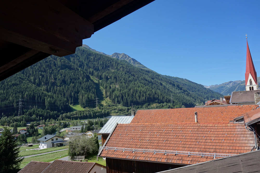 Vom Balkon / view from balcony Appartement Brunnenhof