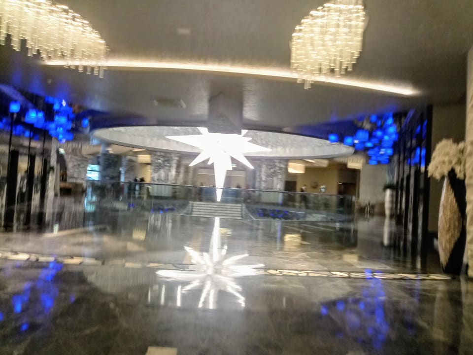 Lobby Royal Seginus