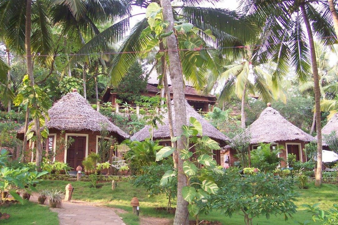 Außenansicht der Hotelzimmer Somatheeram Ayurvedic Beach Resort