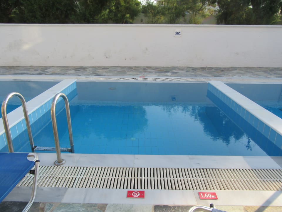 Pool Mitsis Selection Rinela