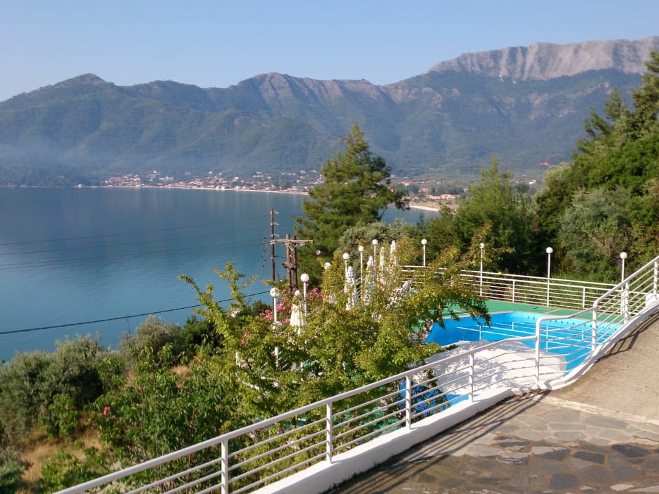 Von Terrasse Hotel Dionyssos