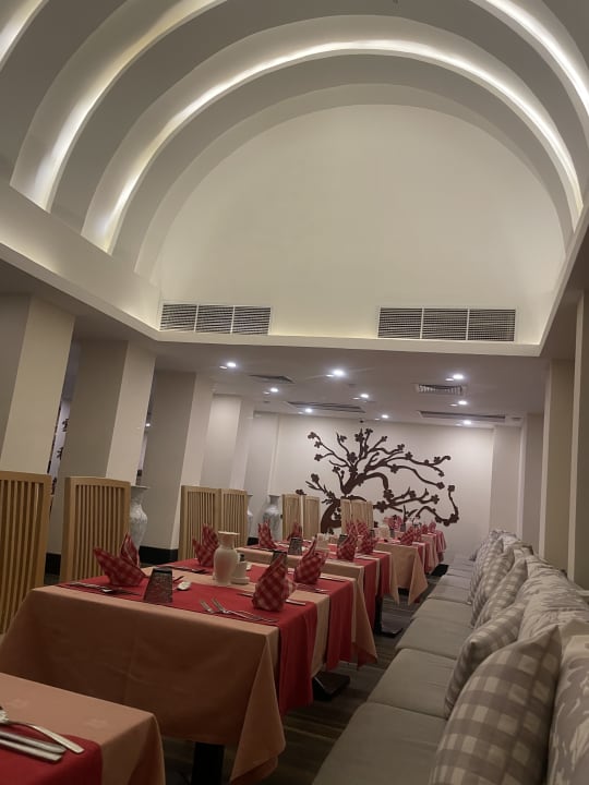 Gastro Gravity Hotel & Aquapark Sahl Hasheesh