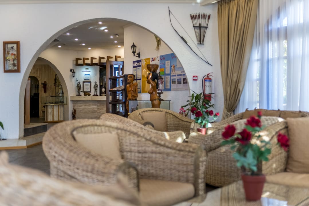 Lobby Gaia Garden Hotel