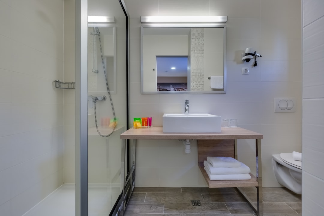 Zimmer Hotel Pinija