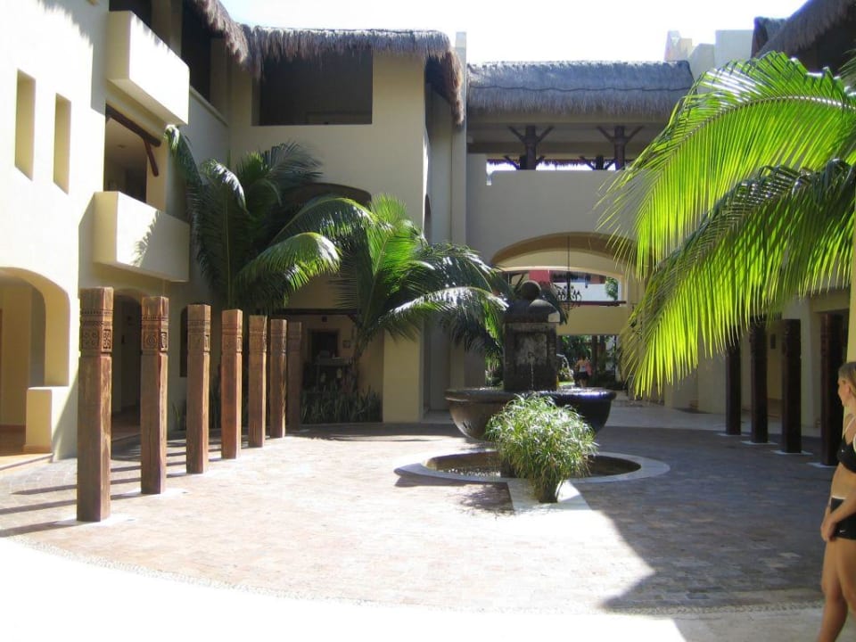 Innenhof/ Gang zum Zimmer Iberostar Selection Paraiso Lindo