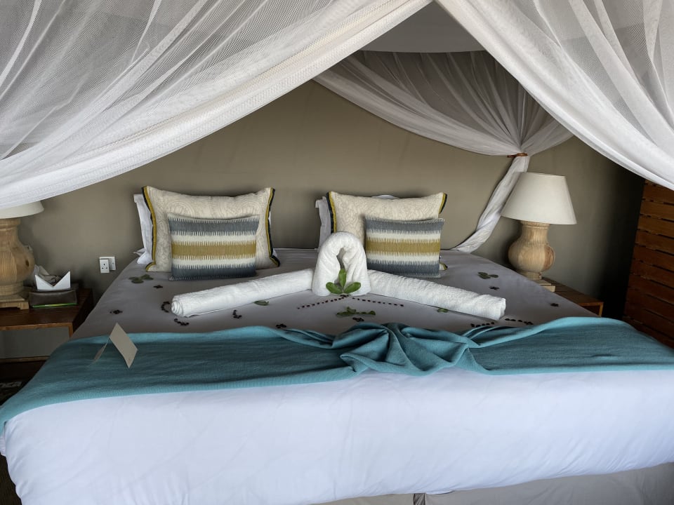 Zimmer Leroo La Tau Lodge