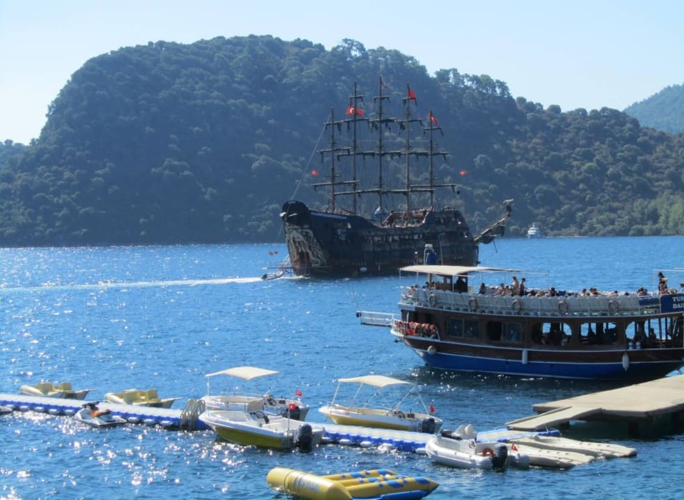 Das Piratenschiff kommt vorbei Grand Yazici Club Marmaris Palace