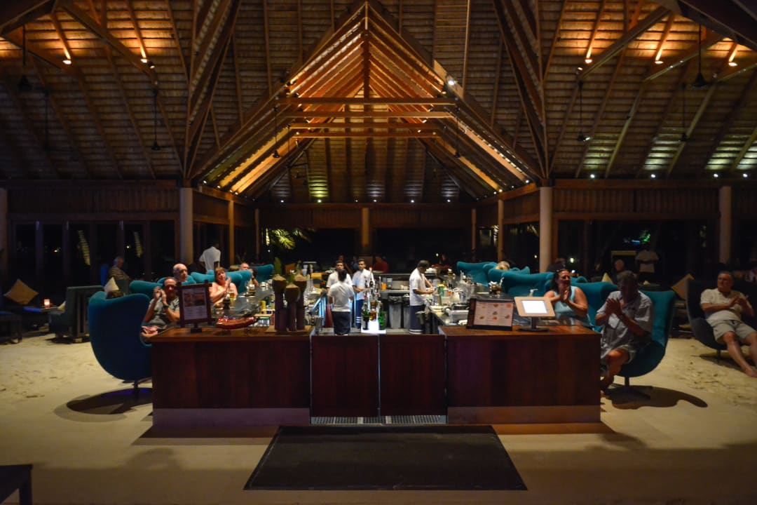 Restaurant Veligandu Maldives Resort Island