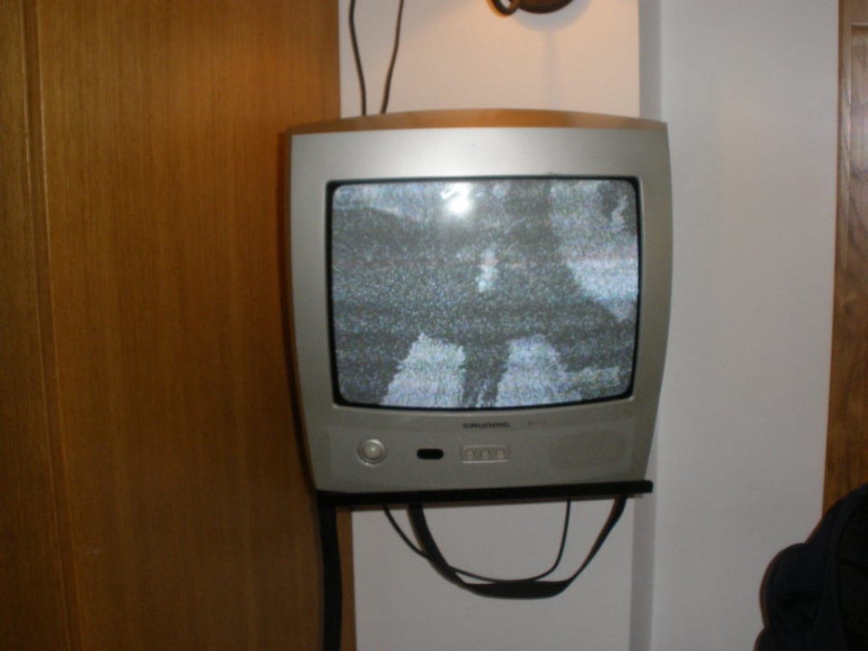 TV gab es - ging nur nicht - Schneesturm Vantaris Luxury Beach Resort