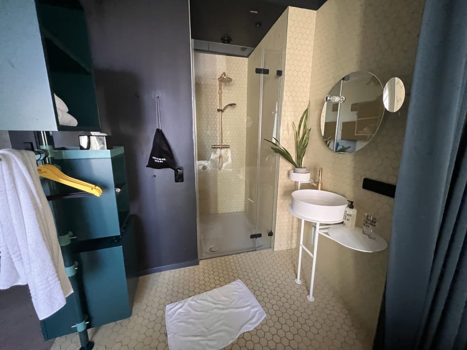 Zimmer 25hours Hotel The Circle