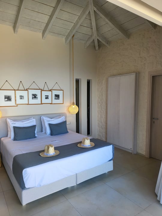 Zimmer Emerald Villas & Suites