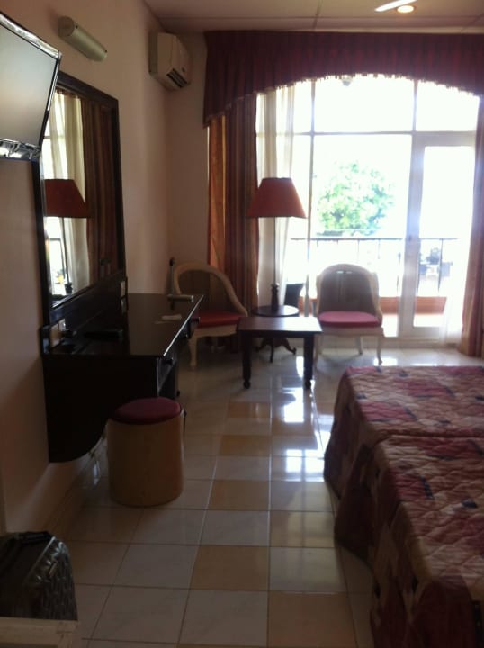 Hotel Camelot Beach Hotel Camelot Beach