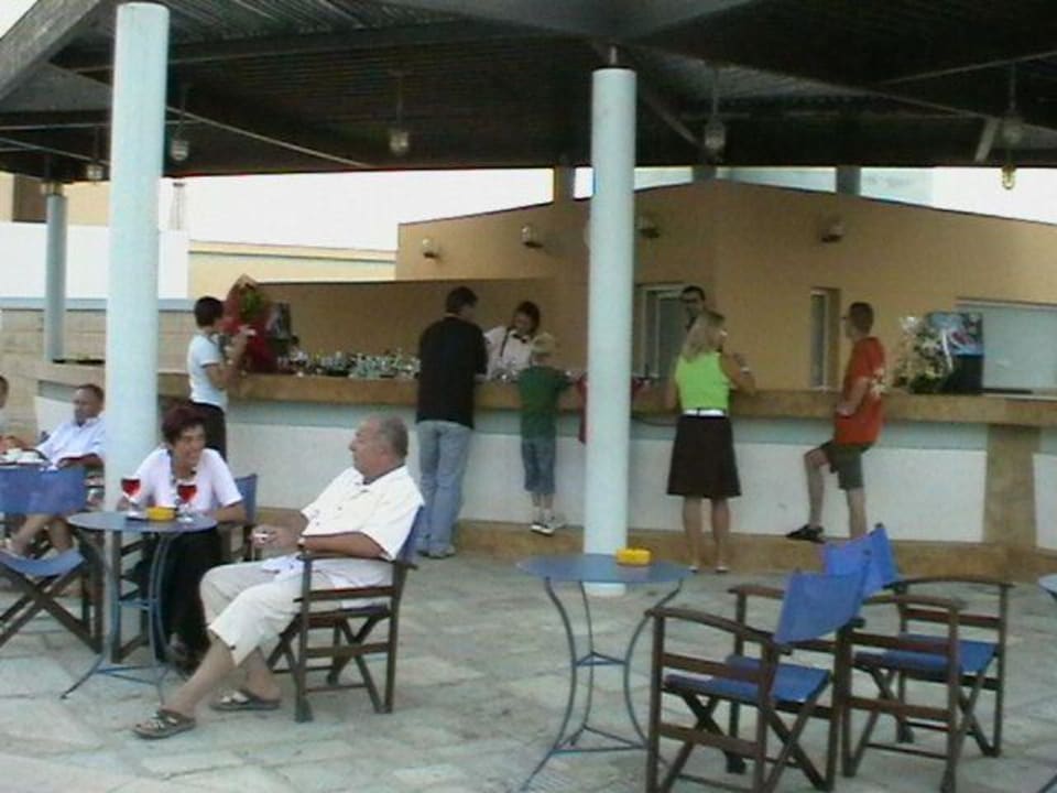 Die Coctailbar im Hof des Fodele Beach Hotels Fodele Beach & Water Park Holiday Resort