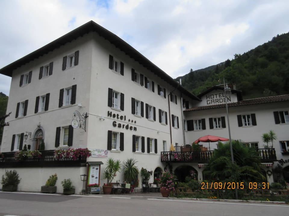 Blick auf das Hotel Good Life Hotel Garden