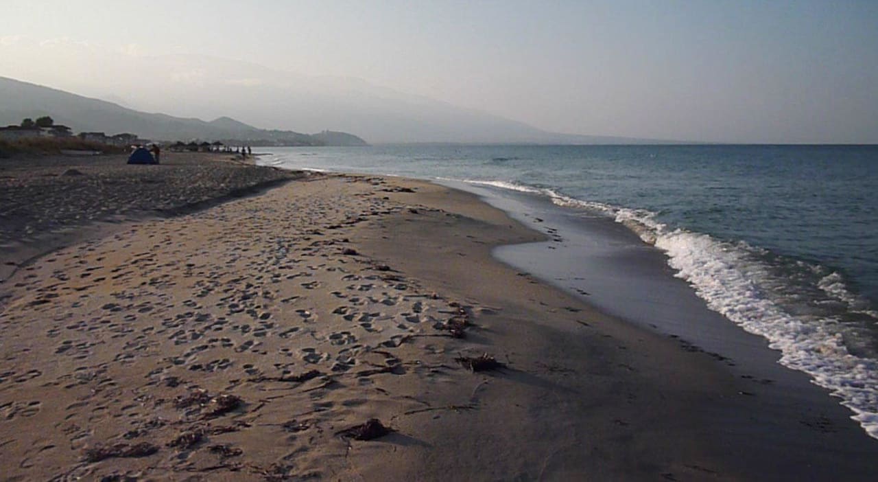 Blick auf herrliche Bucht Platamos Evilion Sea & Sun Hotel