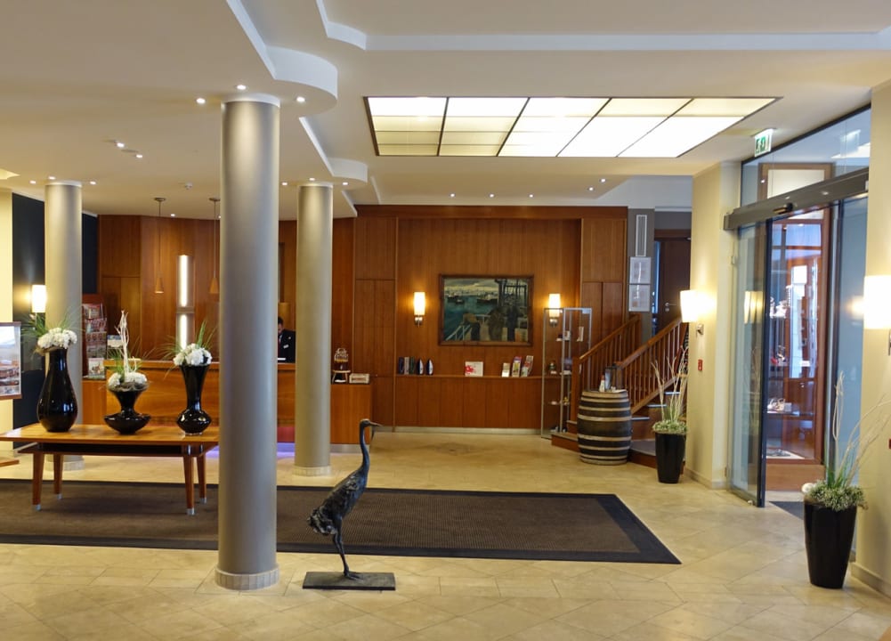 "Hotelansicht mit Restaura..." Vienna House Sonne Rostock (Rostock