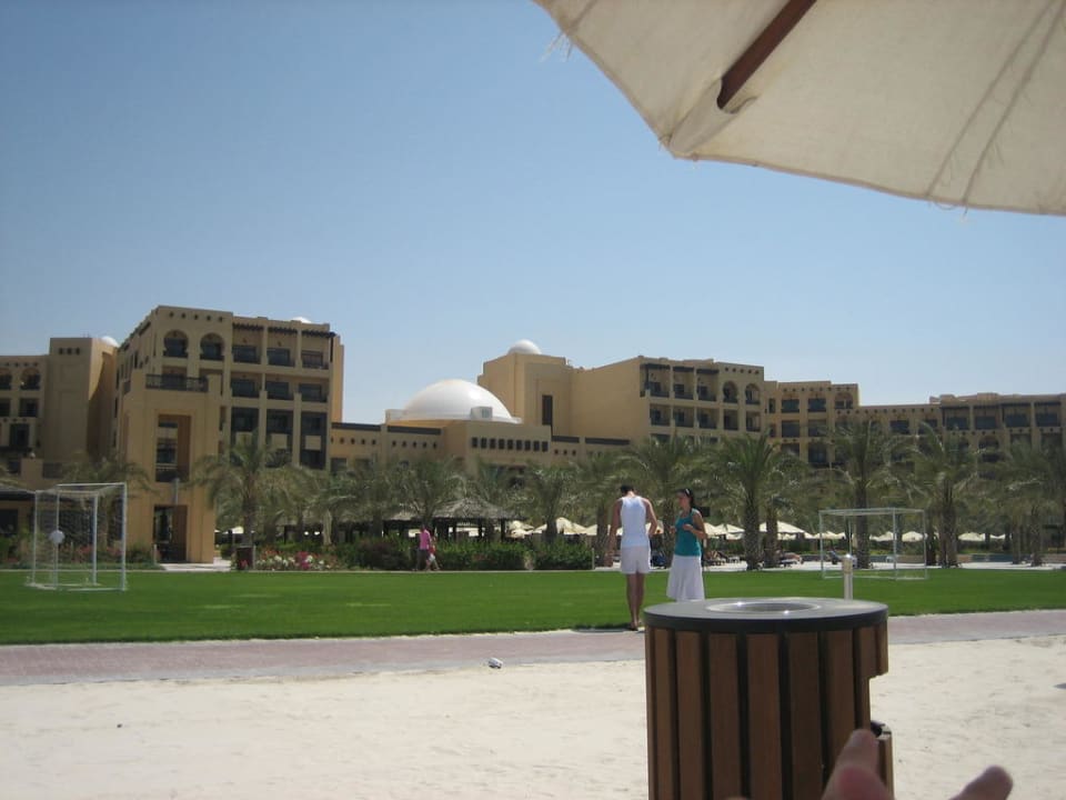 Außenansicht vom Strand  Rixos Al Mairid Ras Al Khaimah