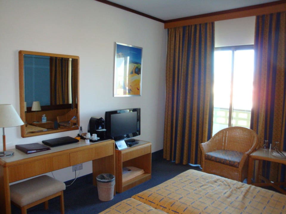 Standardzimmer Constantinou Bros Athena Royal Beach Hotel