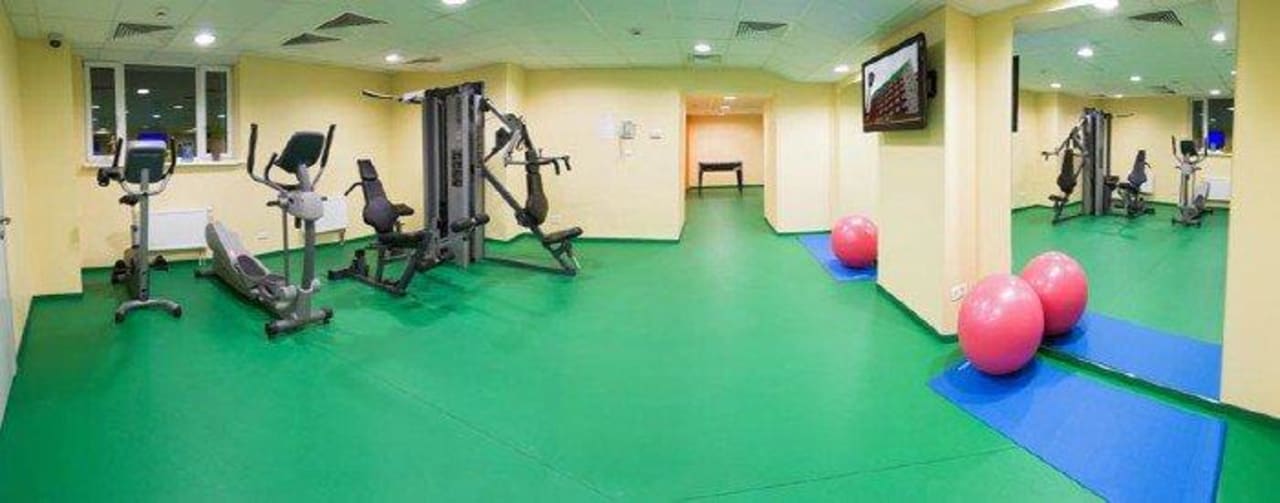 Gym SunFlower Park Hotel