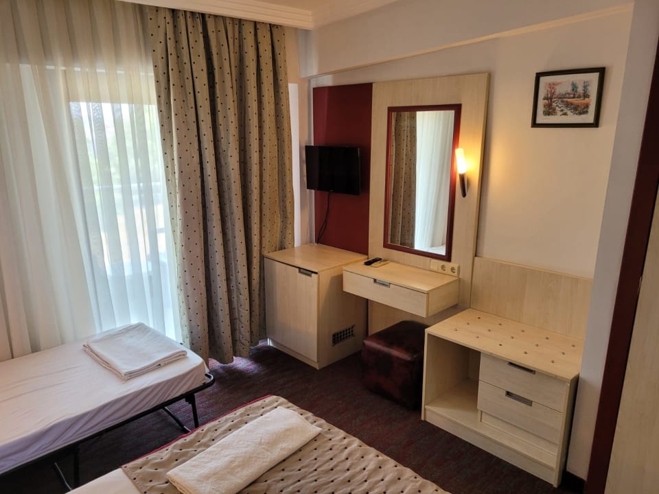 Zimmer Carna Garden Hotel