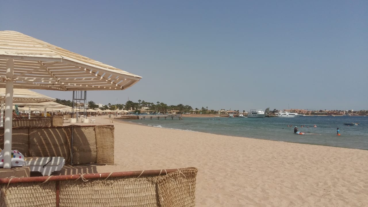 Strand Menaville Safaga