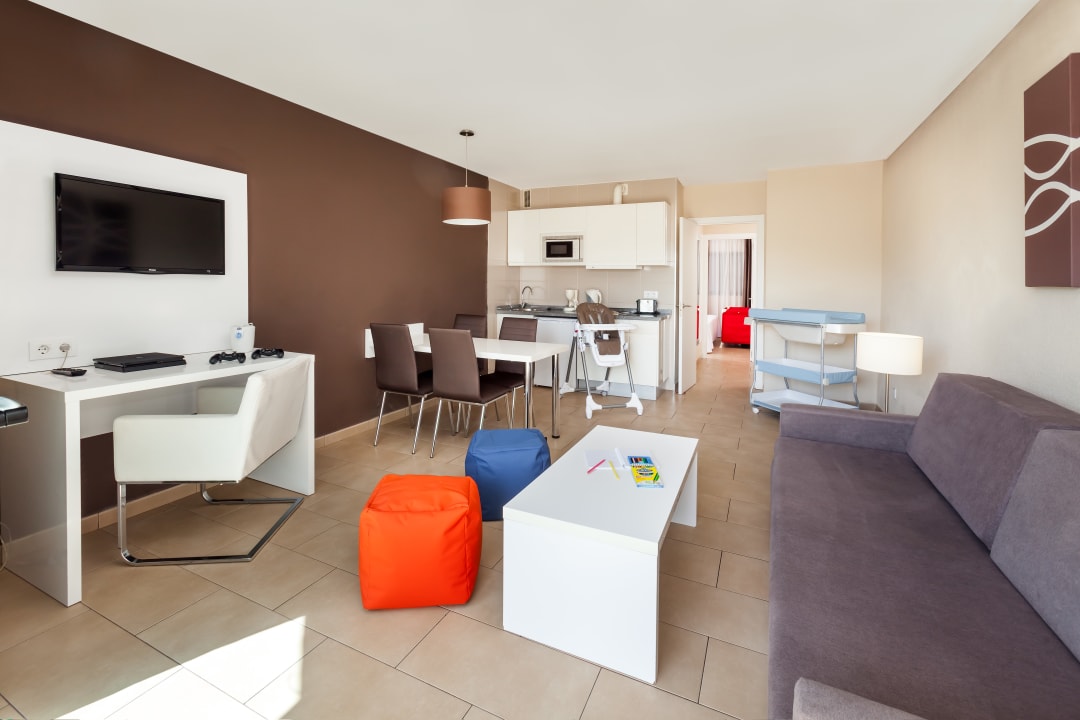 Zimmer Playa Olid Suites & Apartments