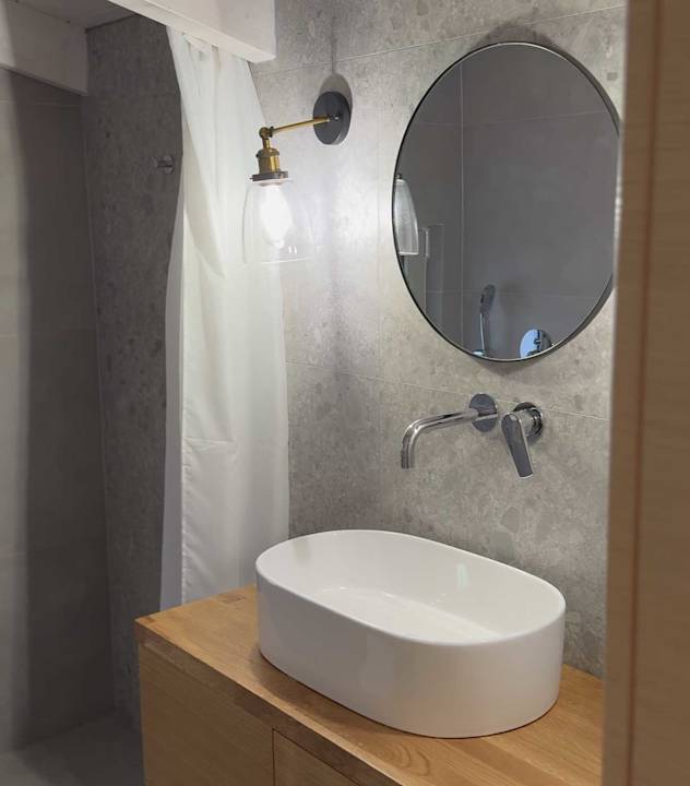 Zimmer Ionion Theasis