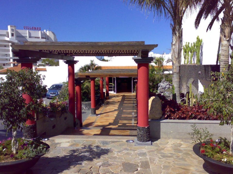 Eingang zum Hotel allsun Hotel Los Hibiscos