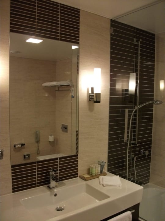 Badezimmer im Radisson Gdansk Hotel Radisson Blu Gdańsk