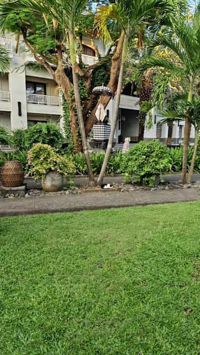 Gartenanlage Puri Santrian