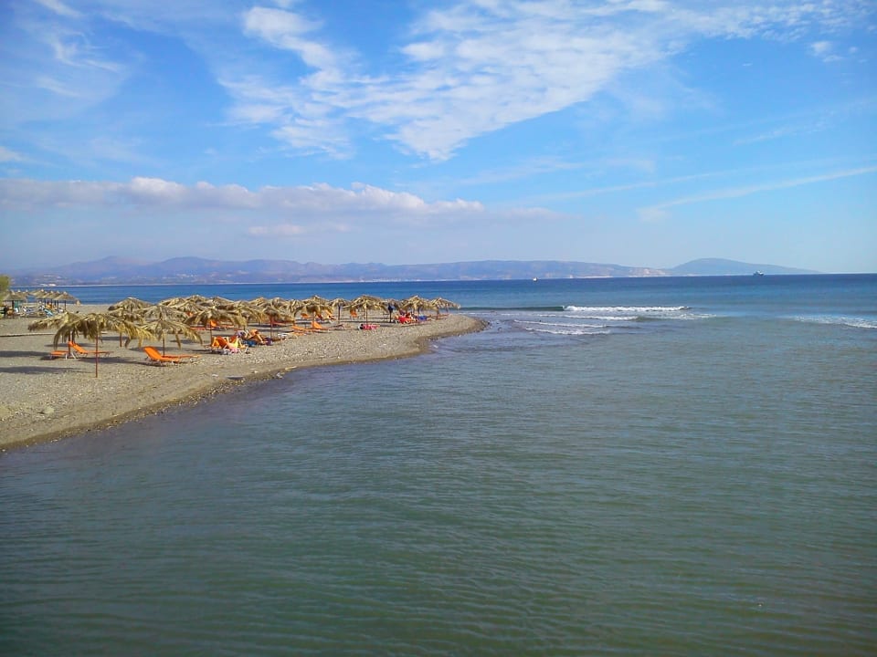 Strand - Flußmündung Paralos Irini Mare