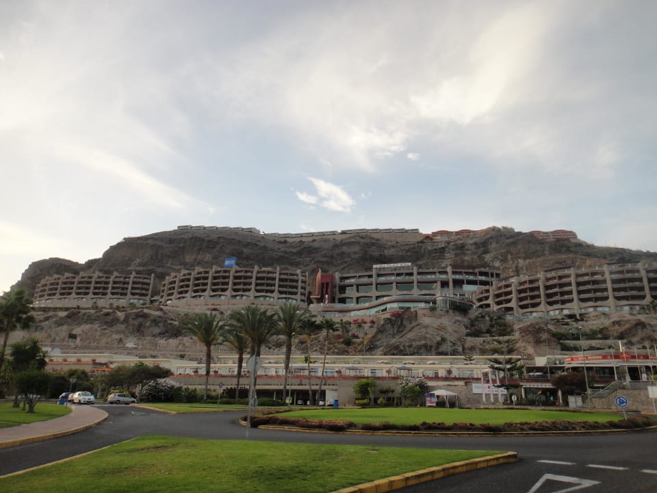 Blick vom Strand Gloria Palace Royal Hotel & Spa