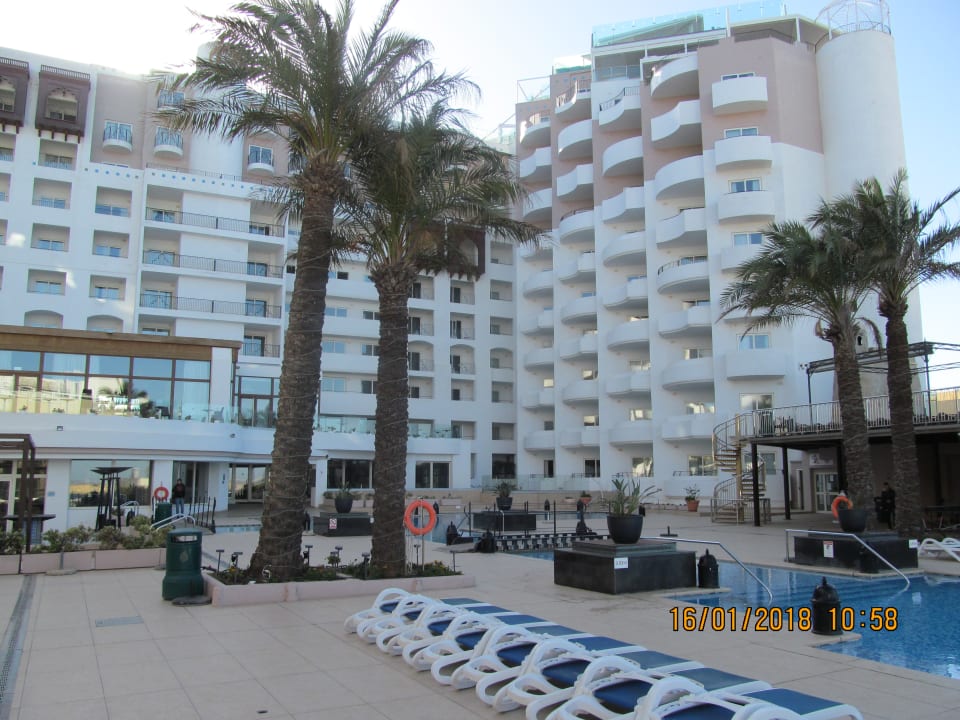 Im Innenhof db San Antonio Hotel + Spa