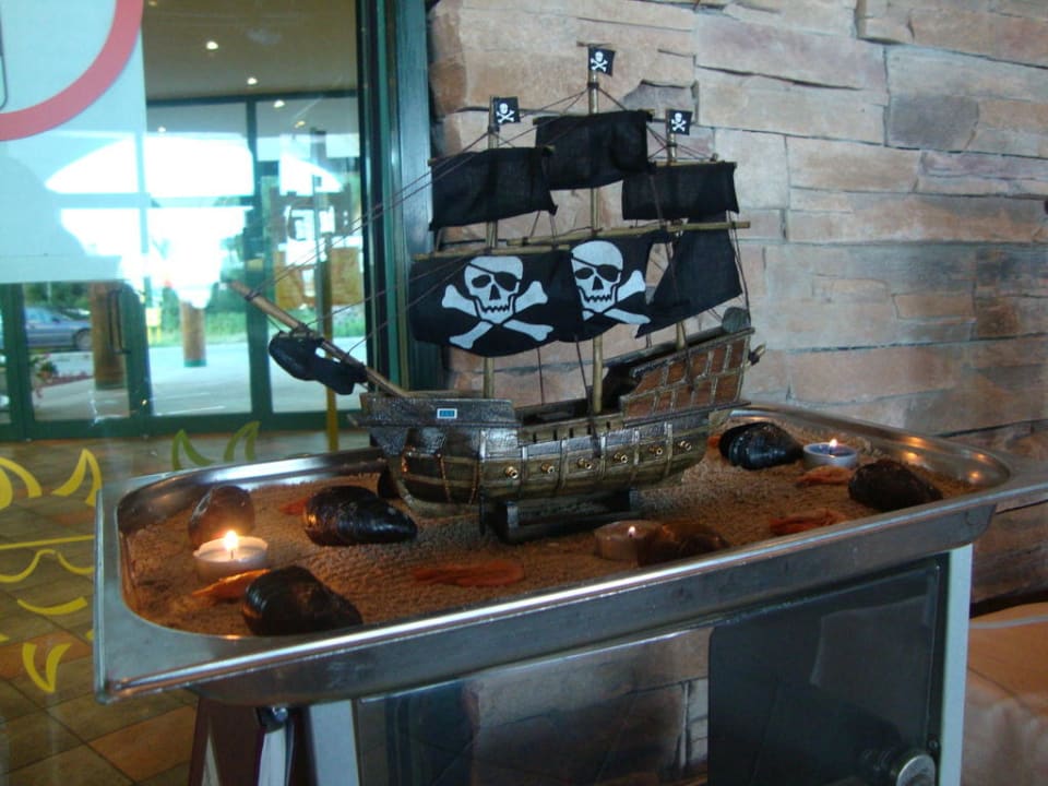 Dekoracje na wieczorze morskim Hotel Borjana