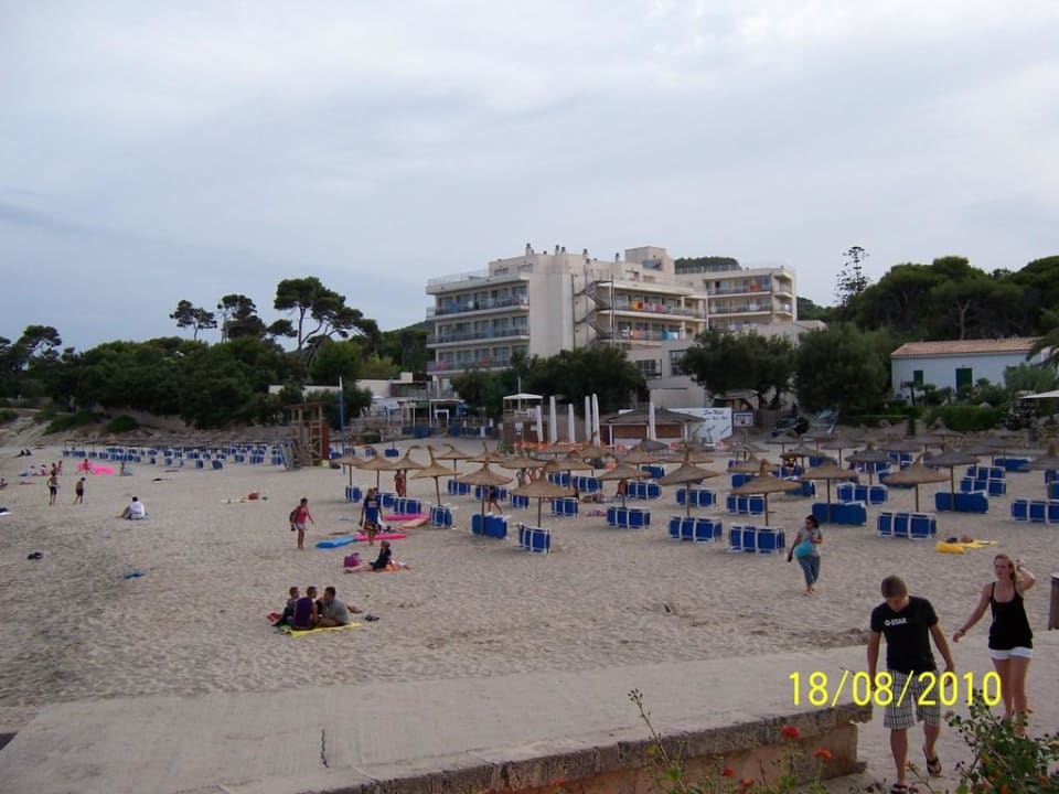 Hotel von der Promanade aus gesehen Hotel Na Forana