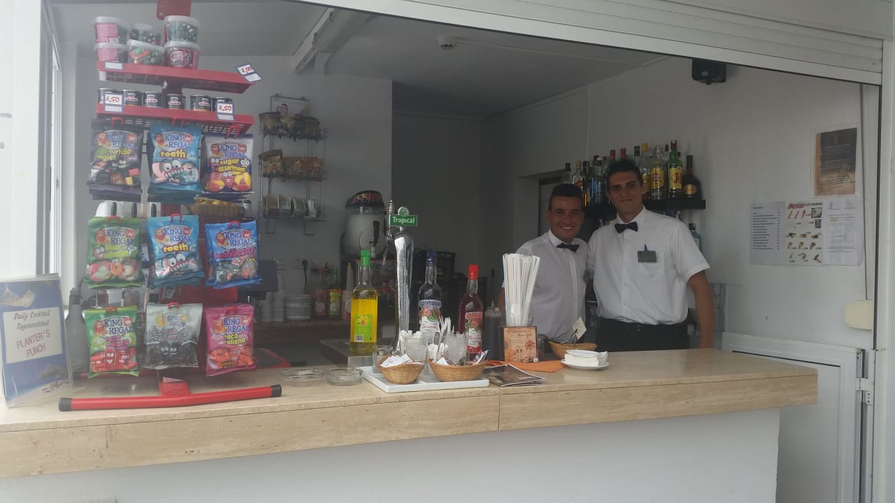 Lieblingskellner Oscar! LABRANDA Bahía y Villas Fañabé