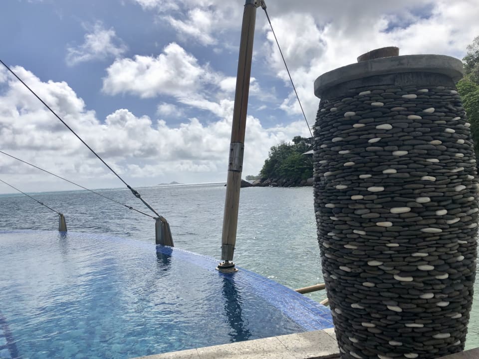 Pool The Coco de Mer Hotel & Black Parrot Suites