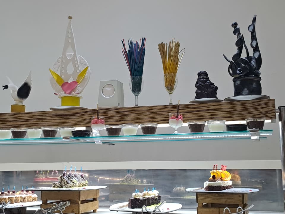 Gastro Port Side Resort Hotel