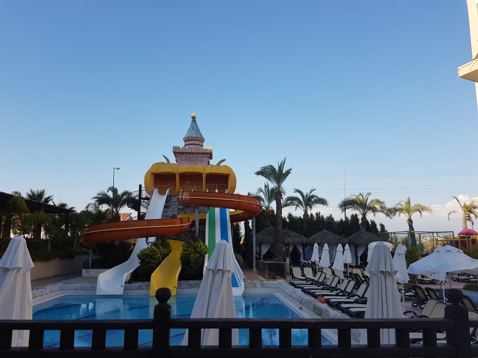 Sport & Freizeit Well Palace Side